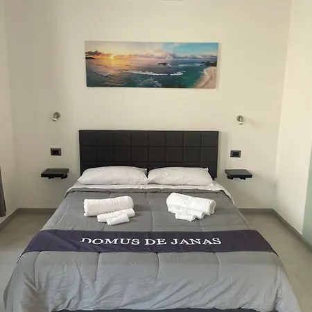 Domus De Janas 1 Pensjonat *